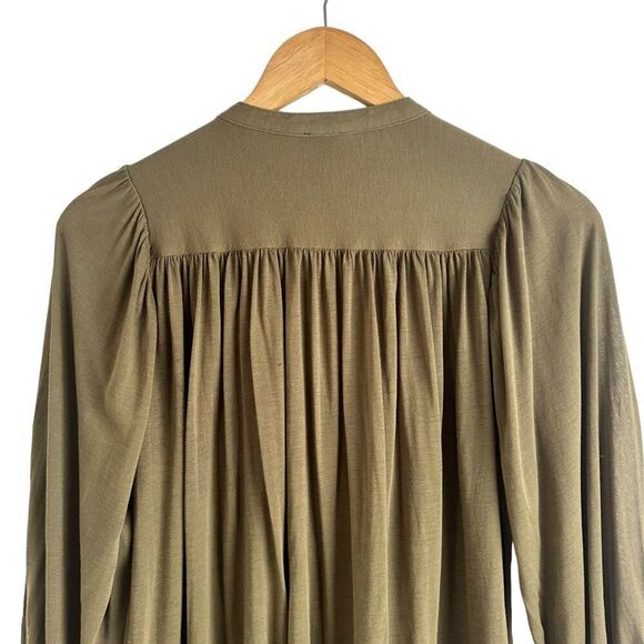 J Crew Olive Green Loose Fit Pleated Collarless 3/4 Sleeve Blouse Size S - Picture 4 of 7